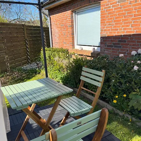 Gartenzimmer Zwischen Den Meeren Ladelund