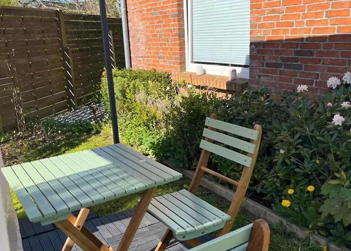 Gartenzimmer Zwischen Den Meeren Ladelund
